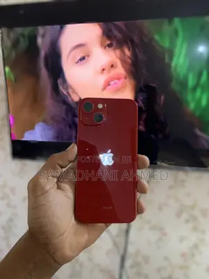 Apple iPhone 13 128 GB Red
