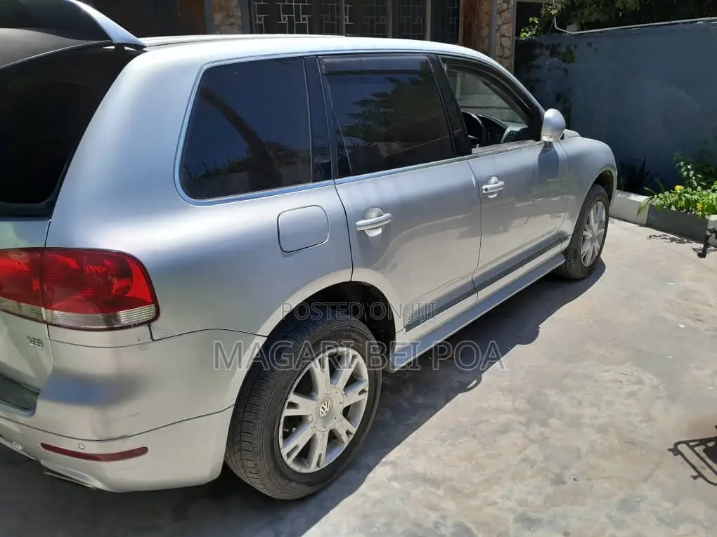 Volkswagen Touareg 2007 Silver