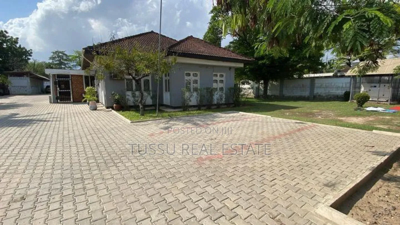 4bdrm House in Mikochen A Migombani, Kinondoni for sale
