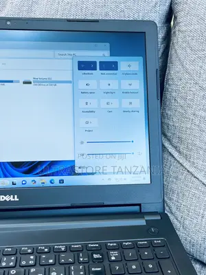 New Laptop Dell Latitude 15 3570 8GB Intel Core I5 HDD+SSD 500GB