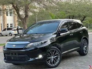 Toyota Harrier 2.0 4WD 2015 Black