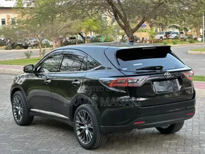 Toyota Harrier 2.0 4WD 2015 Black