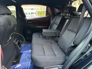 Toyota Harrier 2.0 4WD 2015 Black