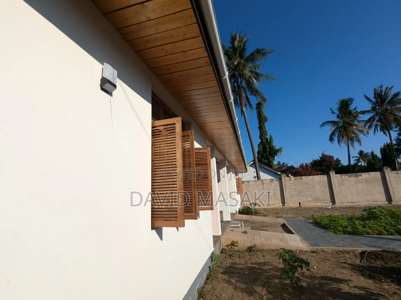 4bdrm Bungalow in House, Kunduchi for sale