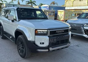 Toyota Land Cruiser Prado 2024 White