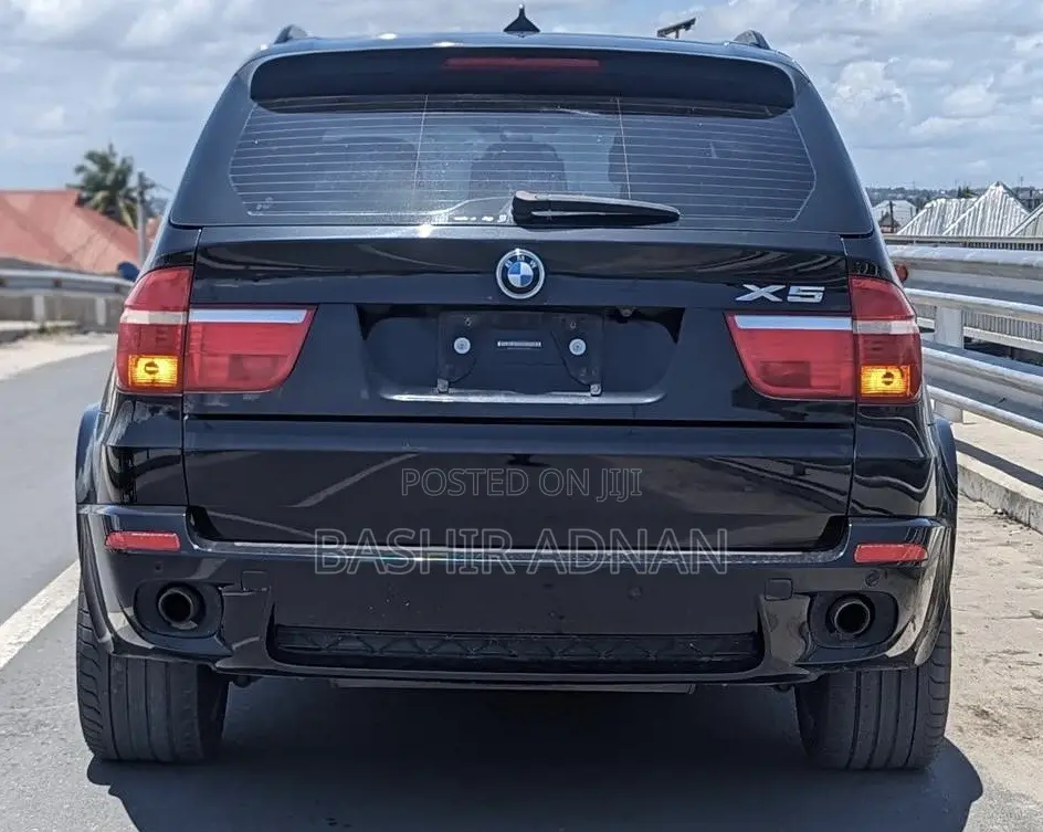 BMW X5 2010 Black