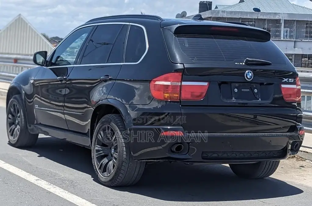 BMW X5 2010 Black
