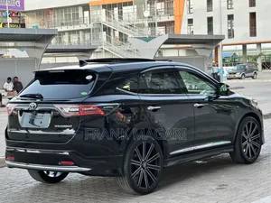 Toyota Harrier 2.0 4WD 2014 Black