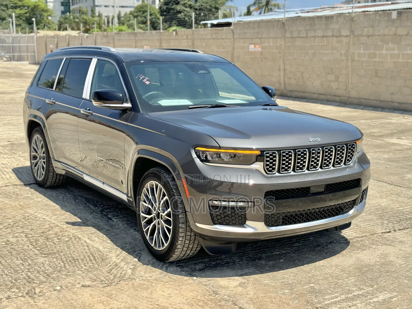 New Jeep Grand Cherokee Summit Reserve 4x4 2023 Gray