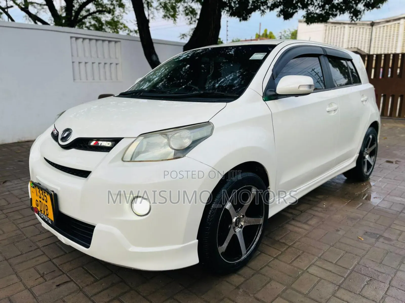 Toyota IST 2006 Off white