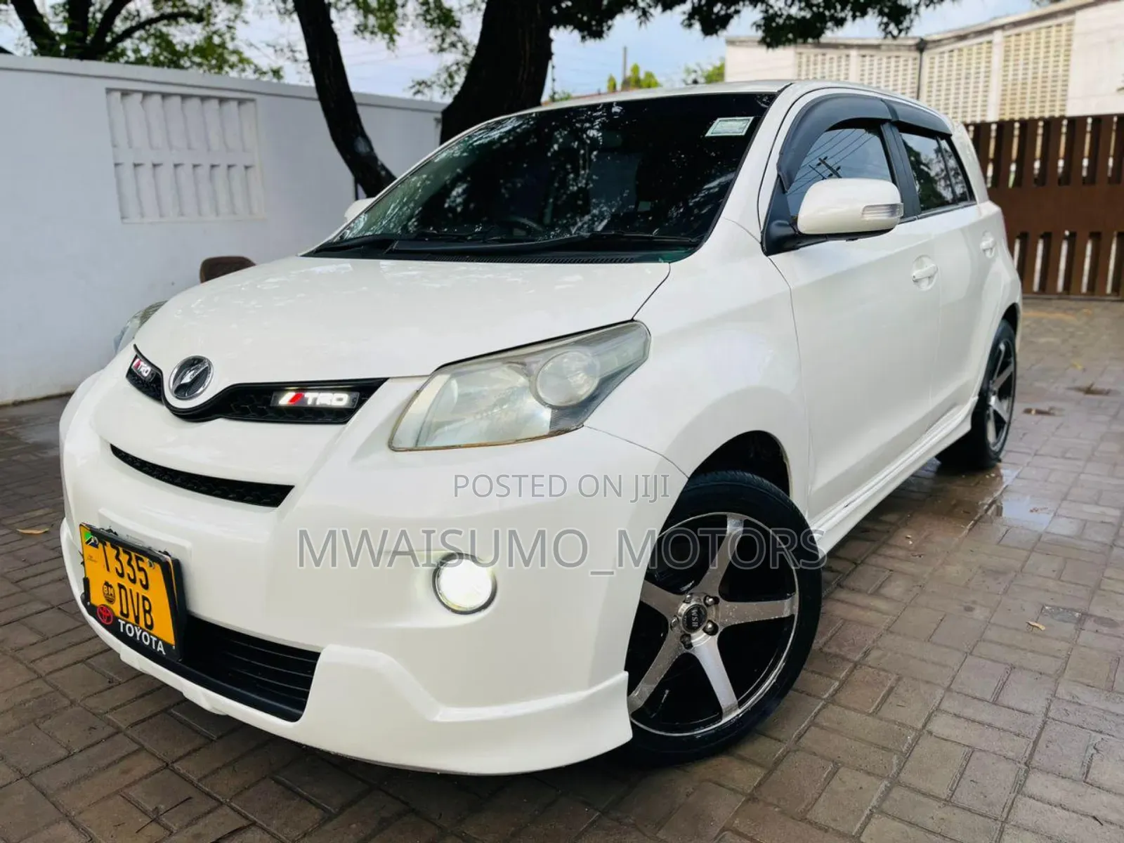 Toyota IST 2006 Off white