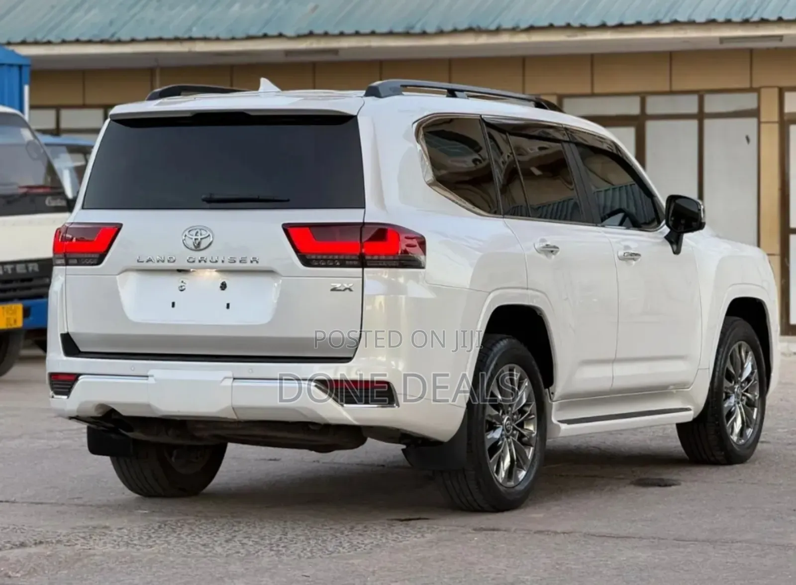 Toyota Land Cruiser 2023 White