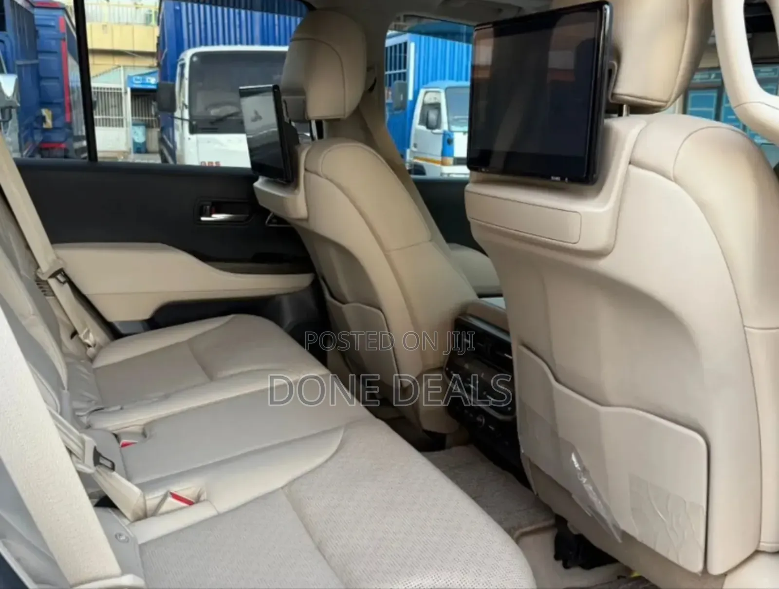 Toyota Land Cruiser 2023 White