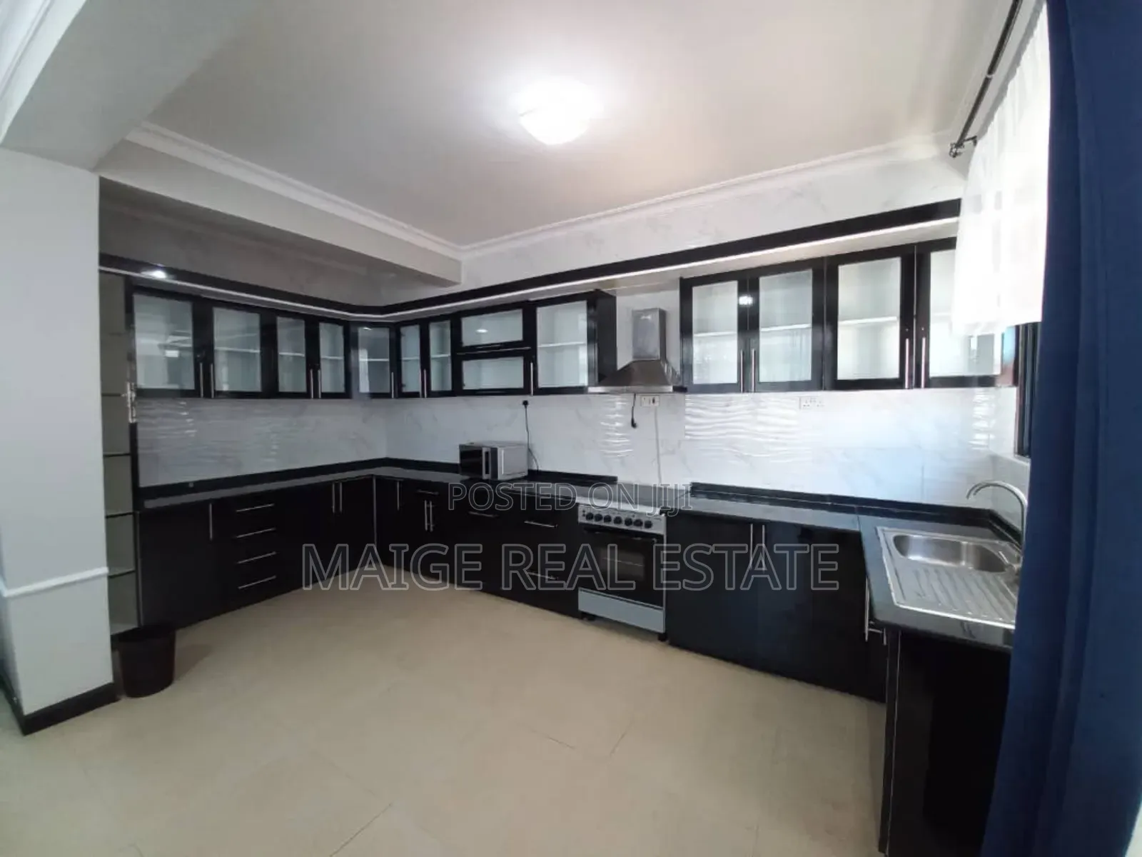 Furnished 3bdrm Apartment in Oyster Bay for rent