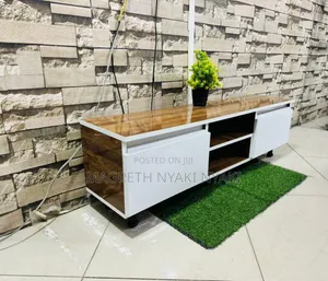Nauza Show Case Futi 6