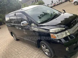 Photo - Toyota Voxy 2006 Black