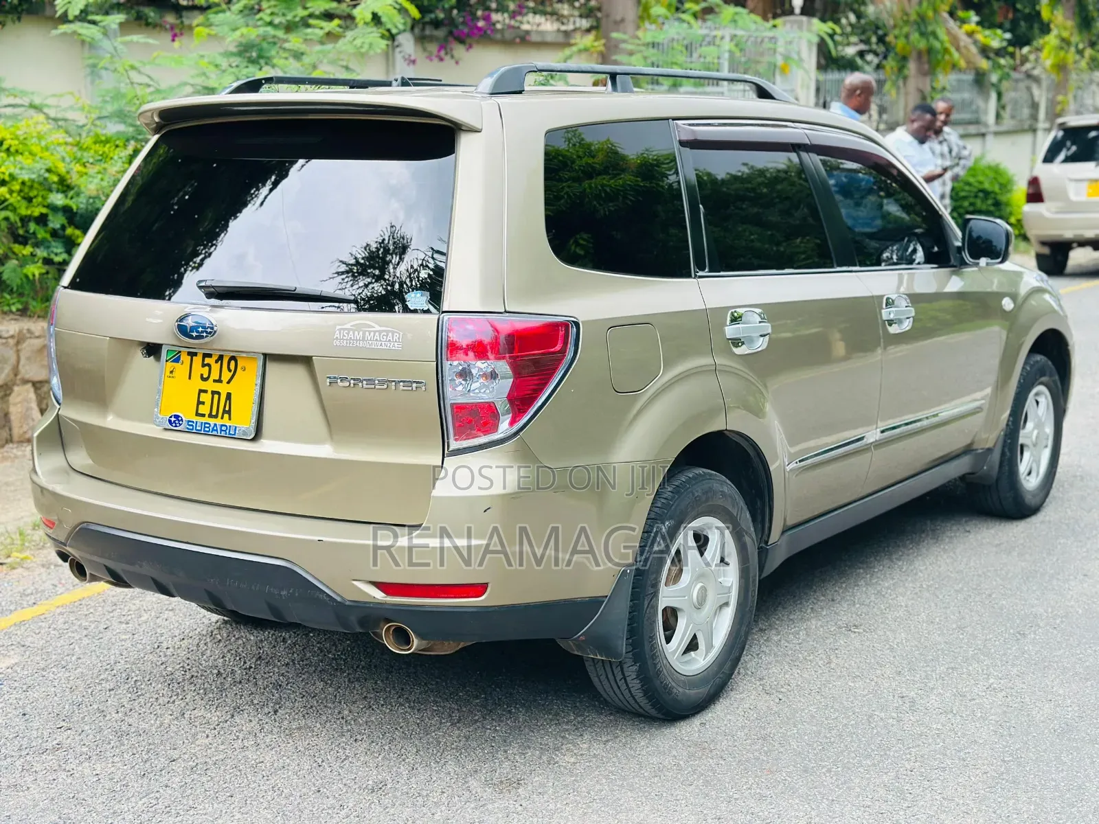 Subaru Forester 2010 Gold