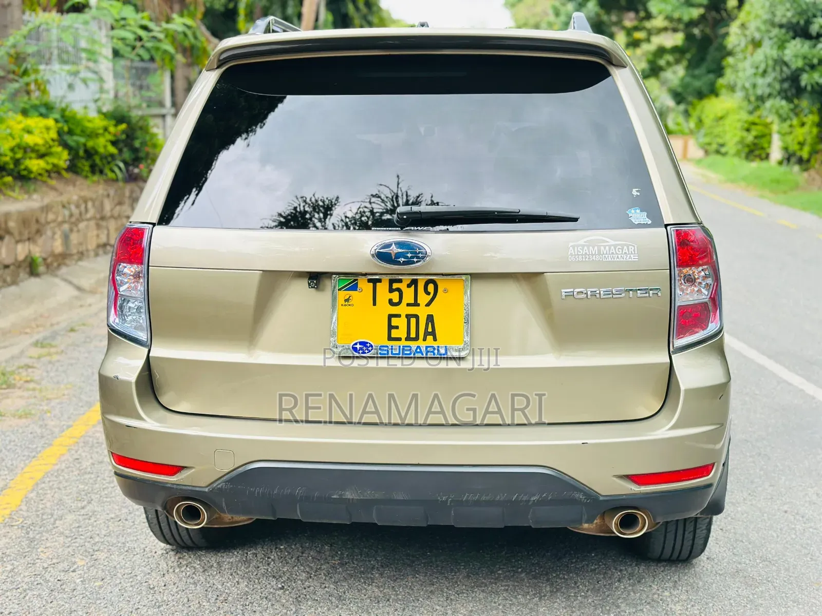 Subaru Forester 2010 Gold