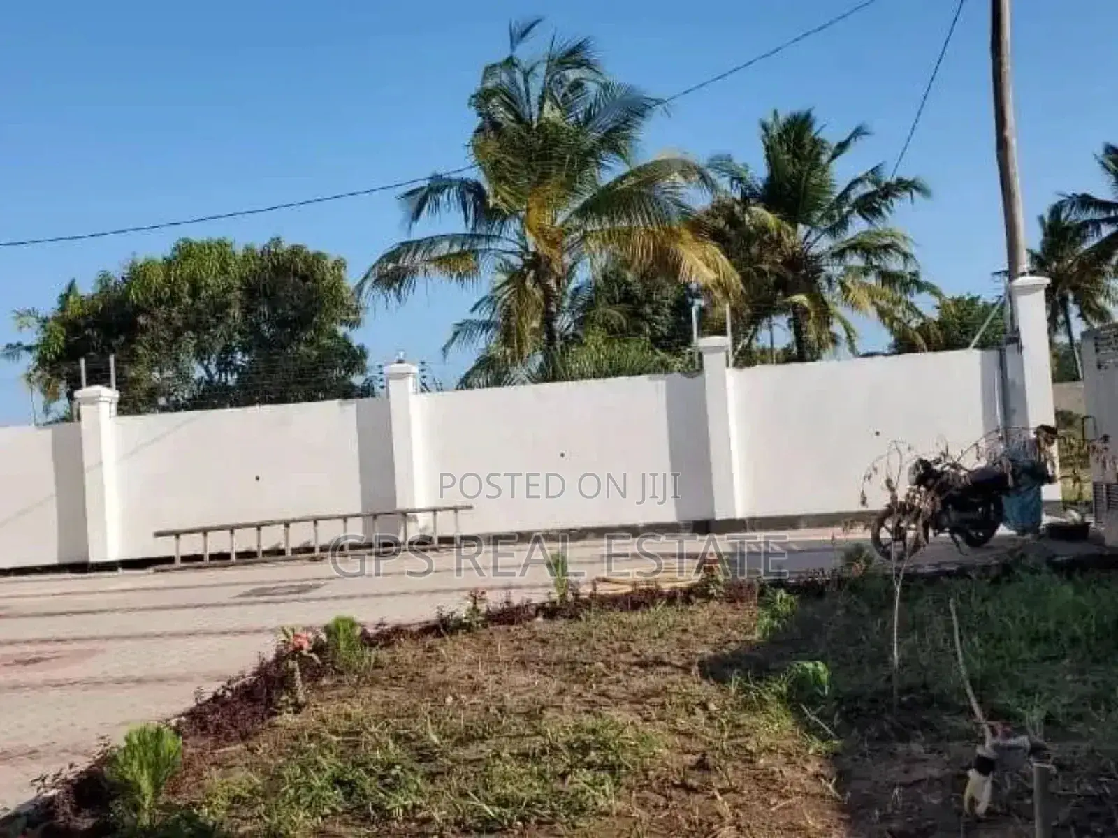 4bdrm House in Kibada Shangwe, Kigamboni for sale