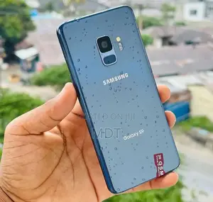 Photo - Samsung Galaxy S9 64 GB Gray