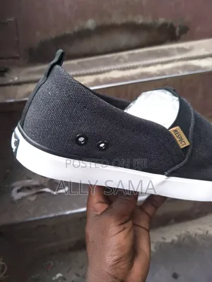 Mens Simple Respect Material Canvas Black