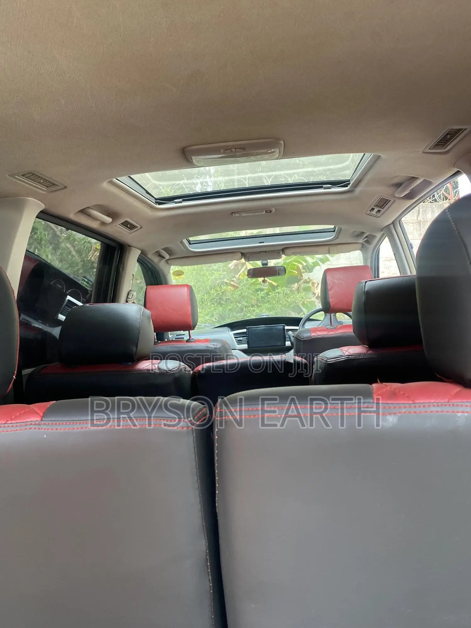 Toyota Voxy 2006 Black