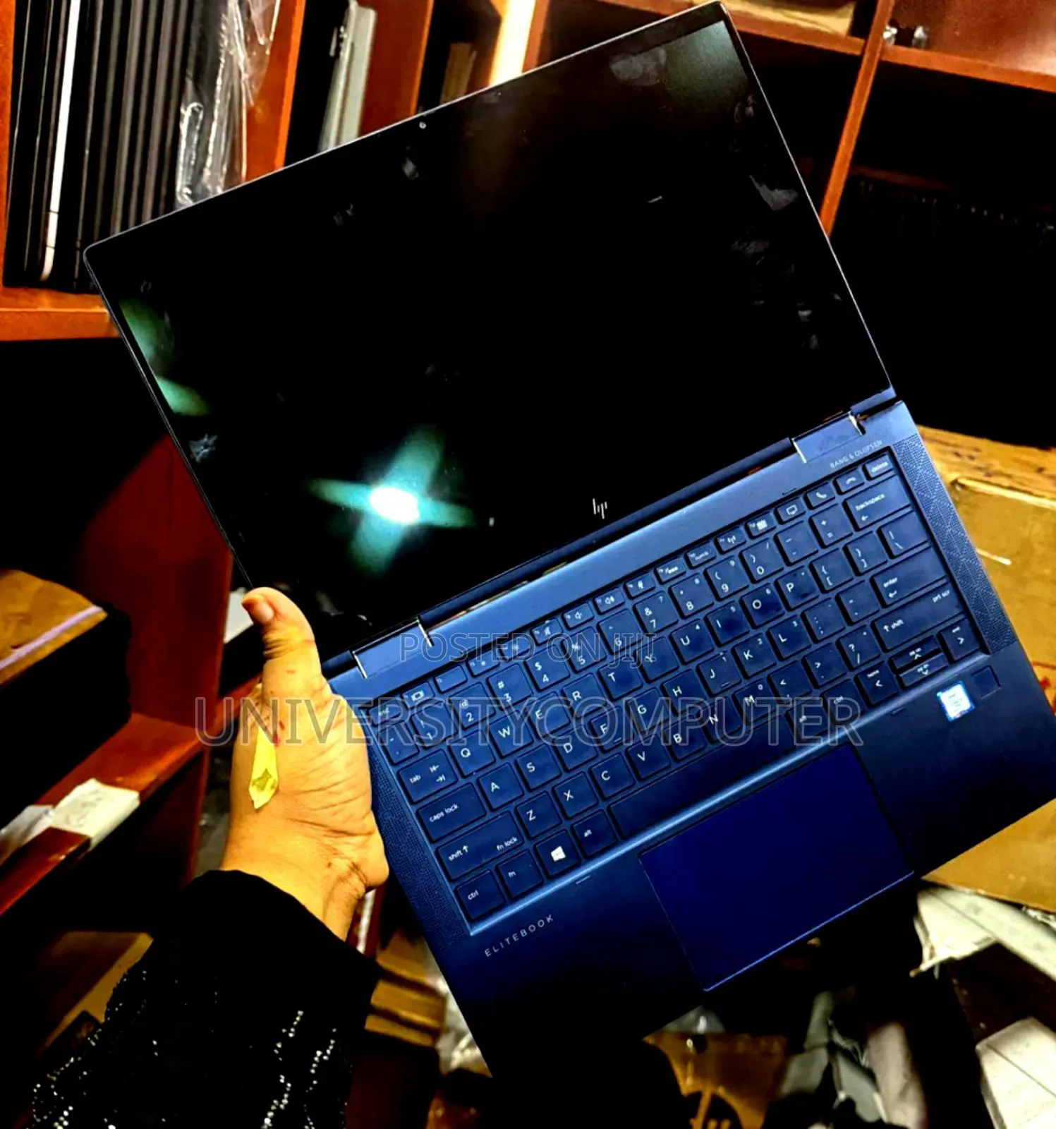 Laptop HP Dragonfly G3 8GB Intel Core I5 SSD 256GB
