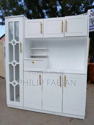 White Kitchen Cabinet