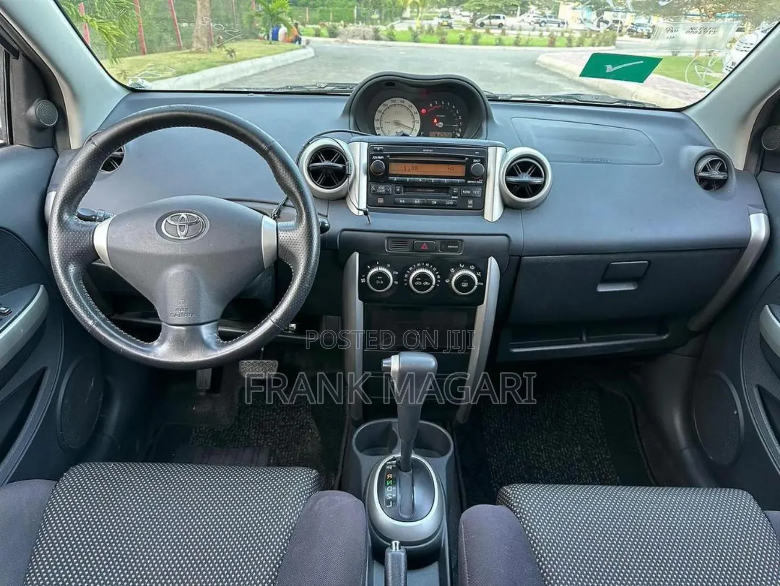Toyota IST 2004 White