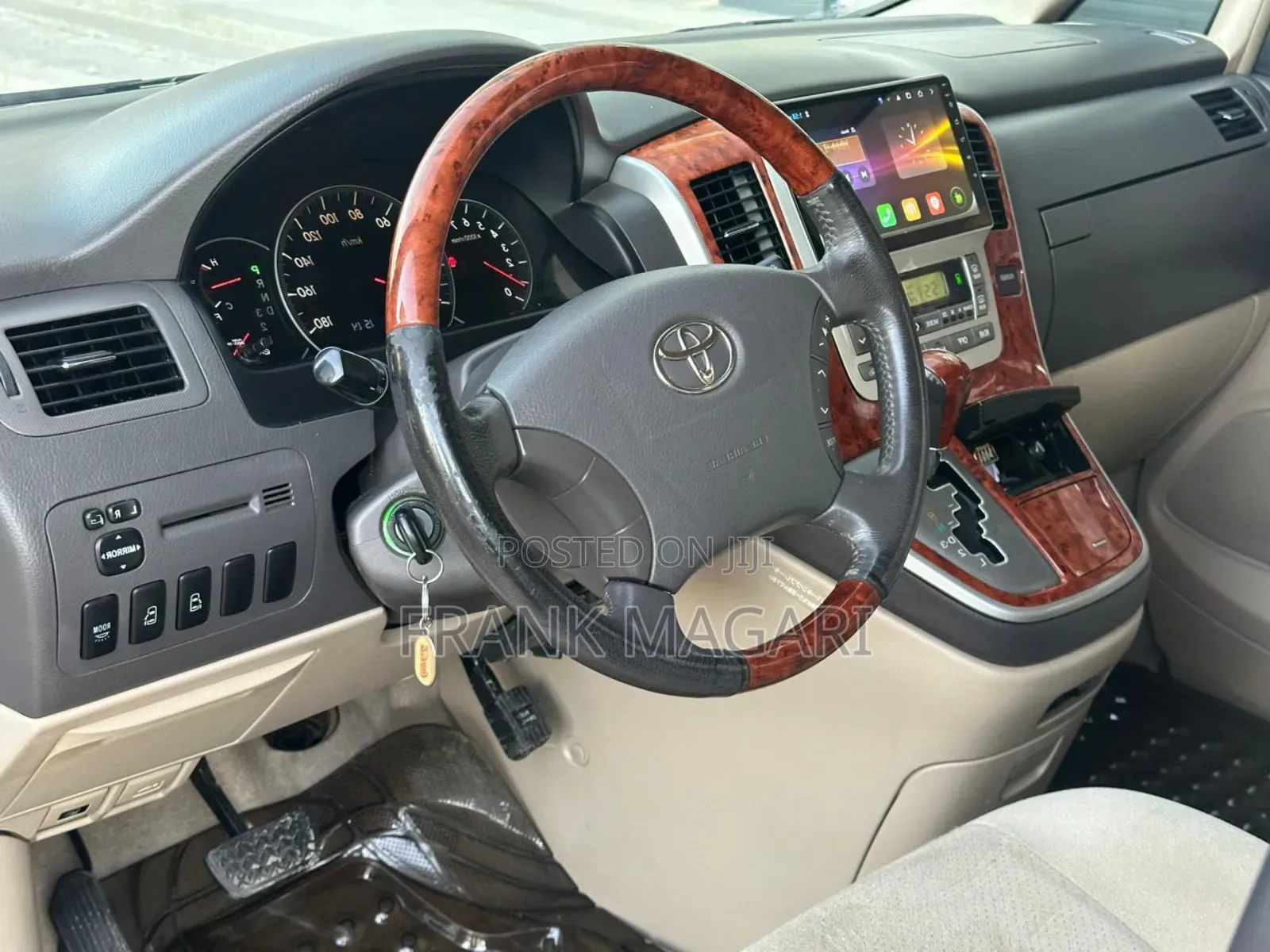 Toyota Alphard 2005 Silver