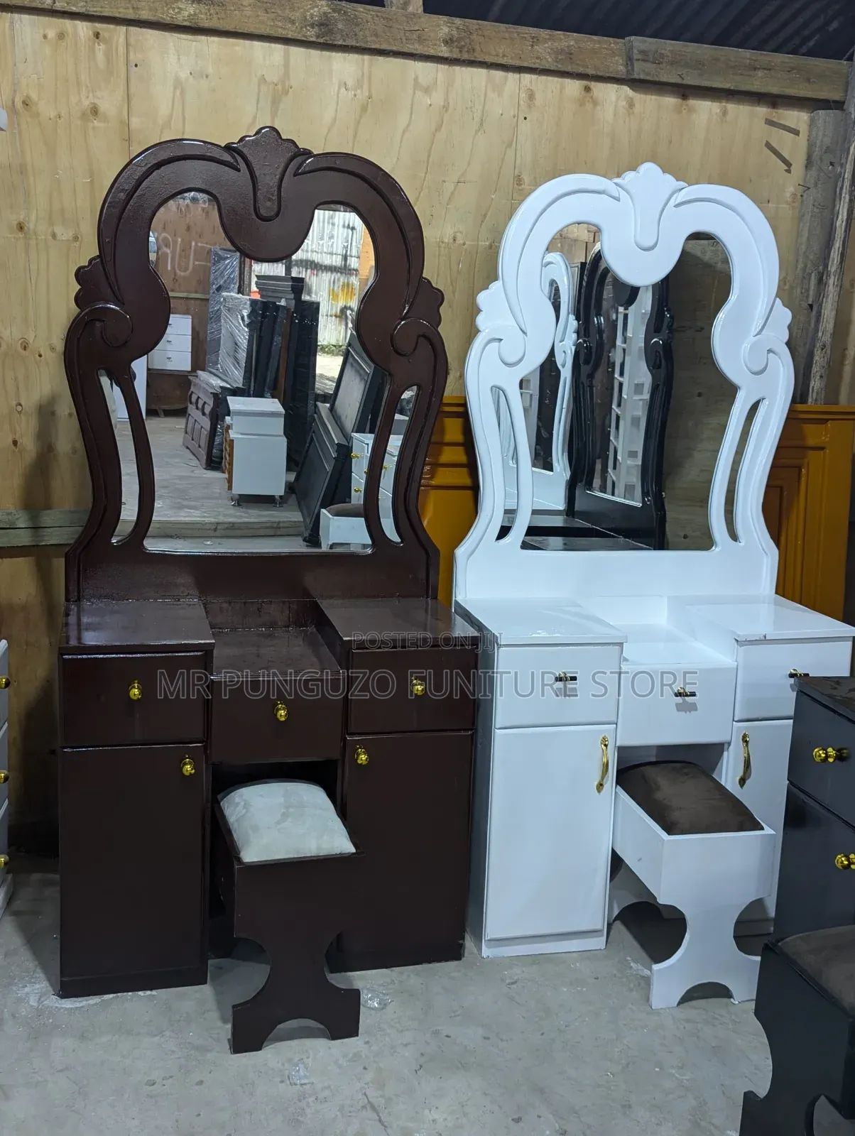 Classic Dressing Table White and Brown