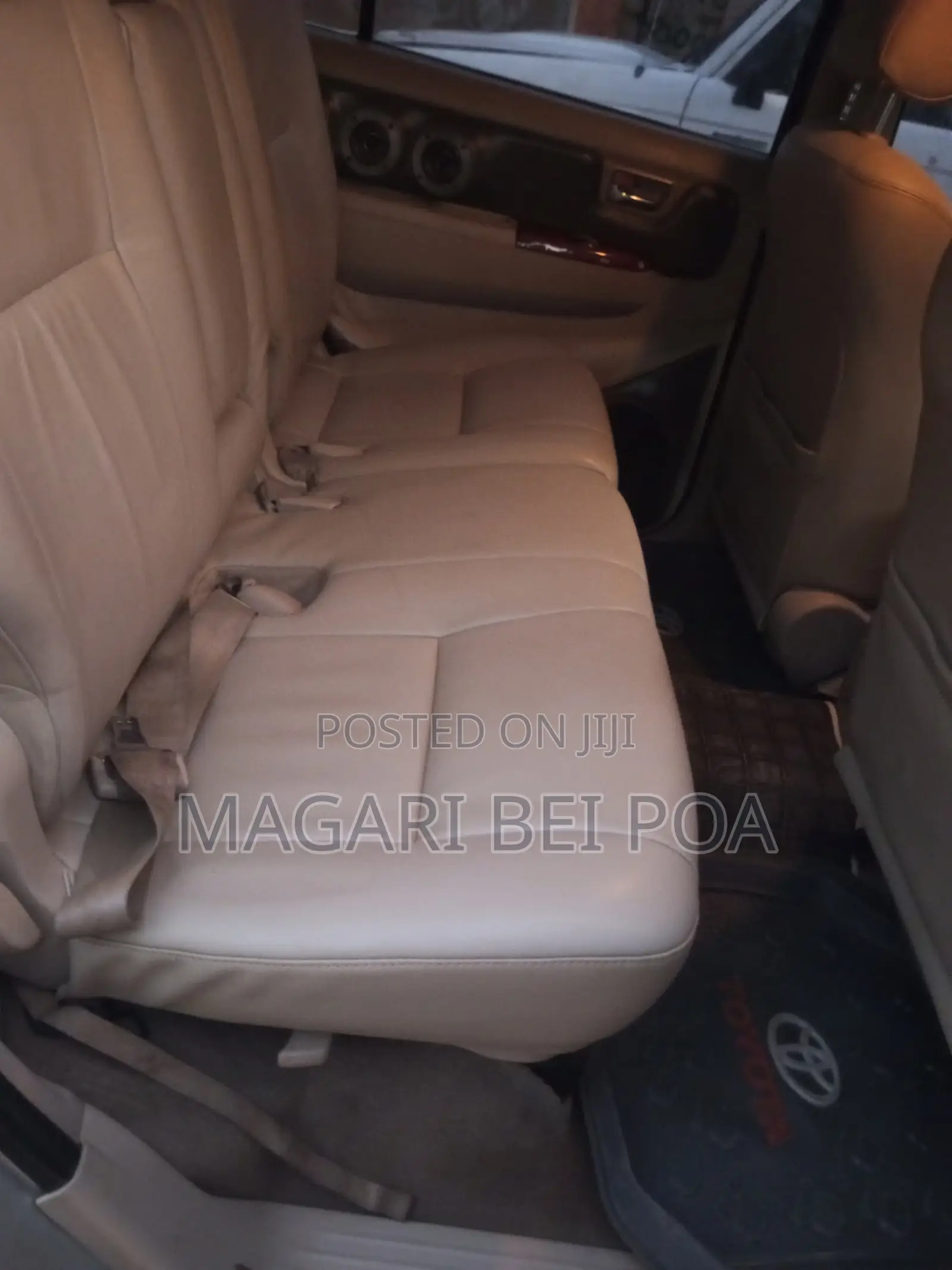 Toyota Fortuner 2013 Silver