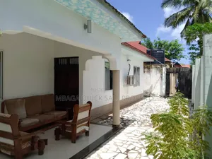 3bdrm House in Bunju for sale