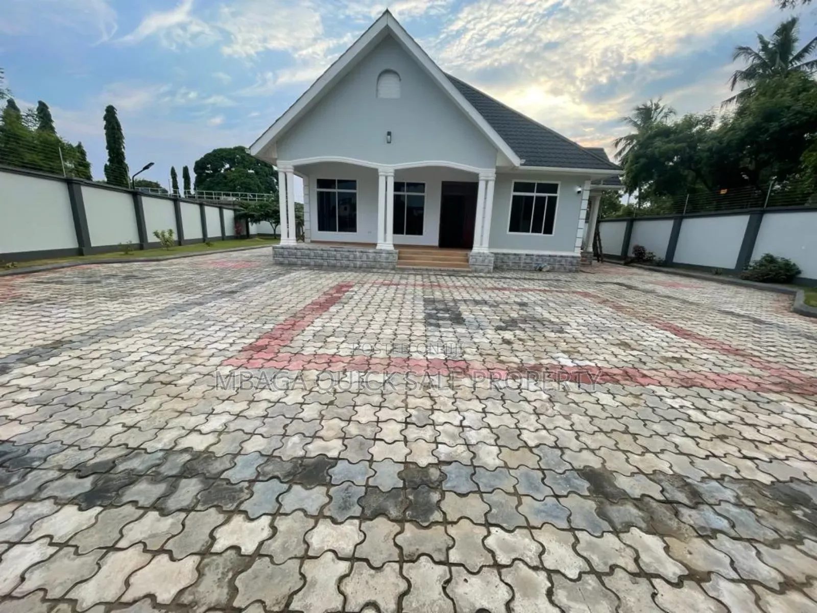 3bdrm House in Boko Magengeni, Kunduchi for rent