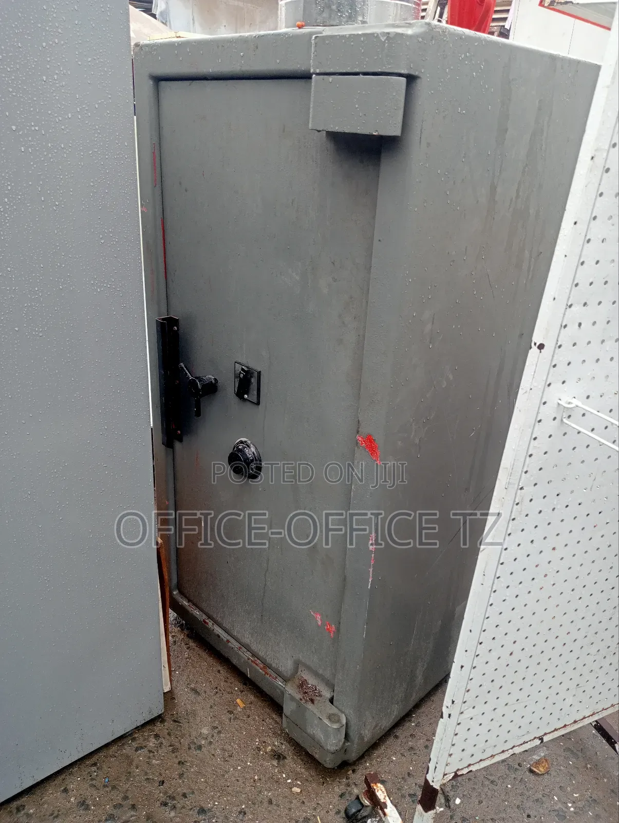 Safe Storage Unit (1 Ton)
