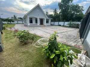 3bdrm House in Boko Magengeni, Kunduchi for rent