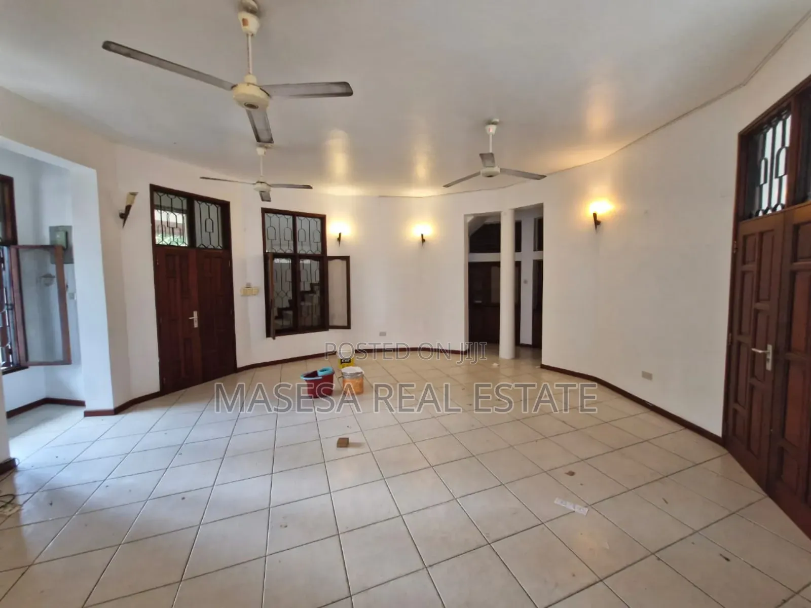6bdrm House in Mikocheni for rent