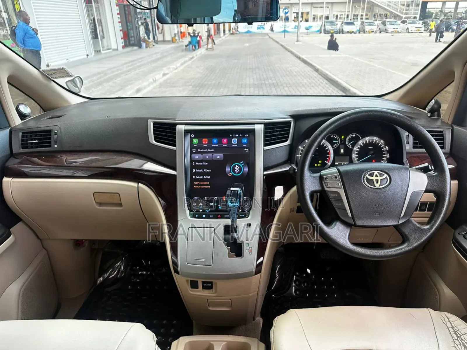 Toyota Alphard 2.4 Petrol FWD 2012 White