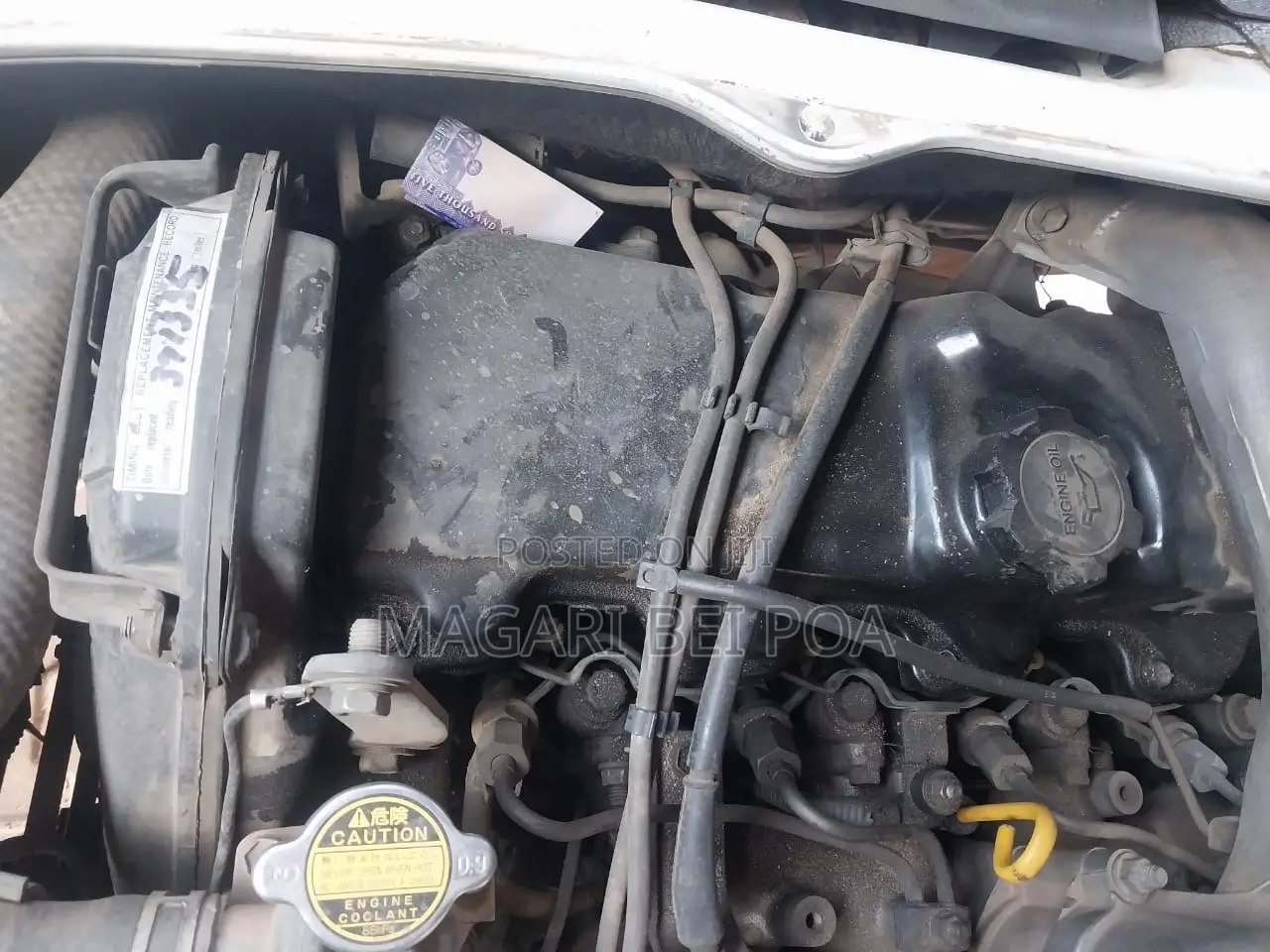 Toyota HiAce 2005 White