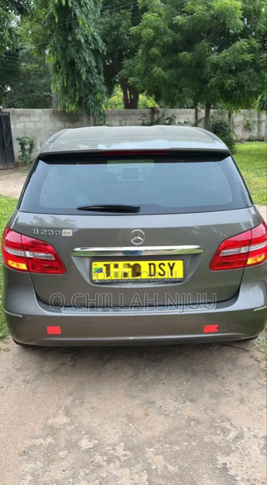 Mercedes-Benz B-Class 2010 Gray