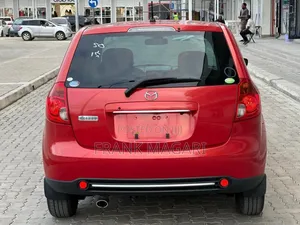 Mazda Verisa 2010 Red