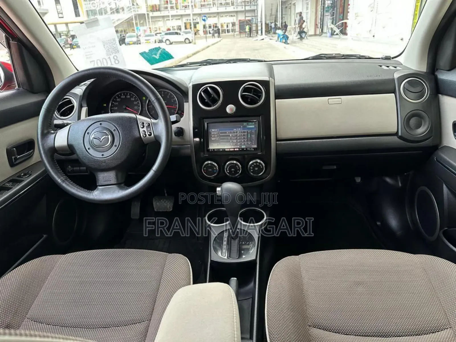 Mazda Verisa 2010 Red
