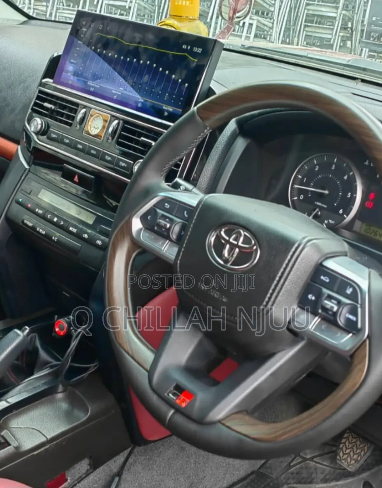 Toyota Land Cruiser 2015 Red