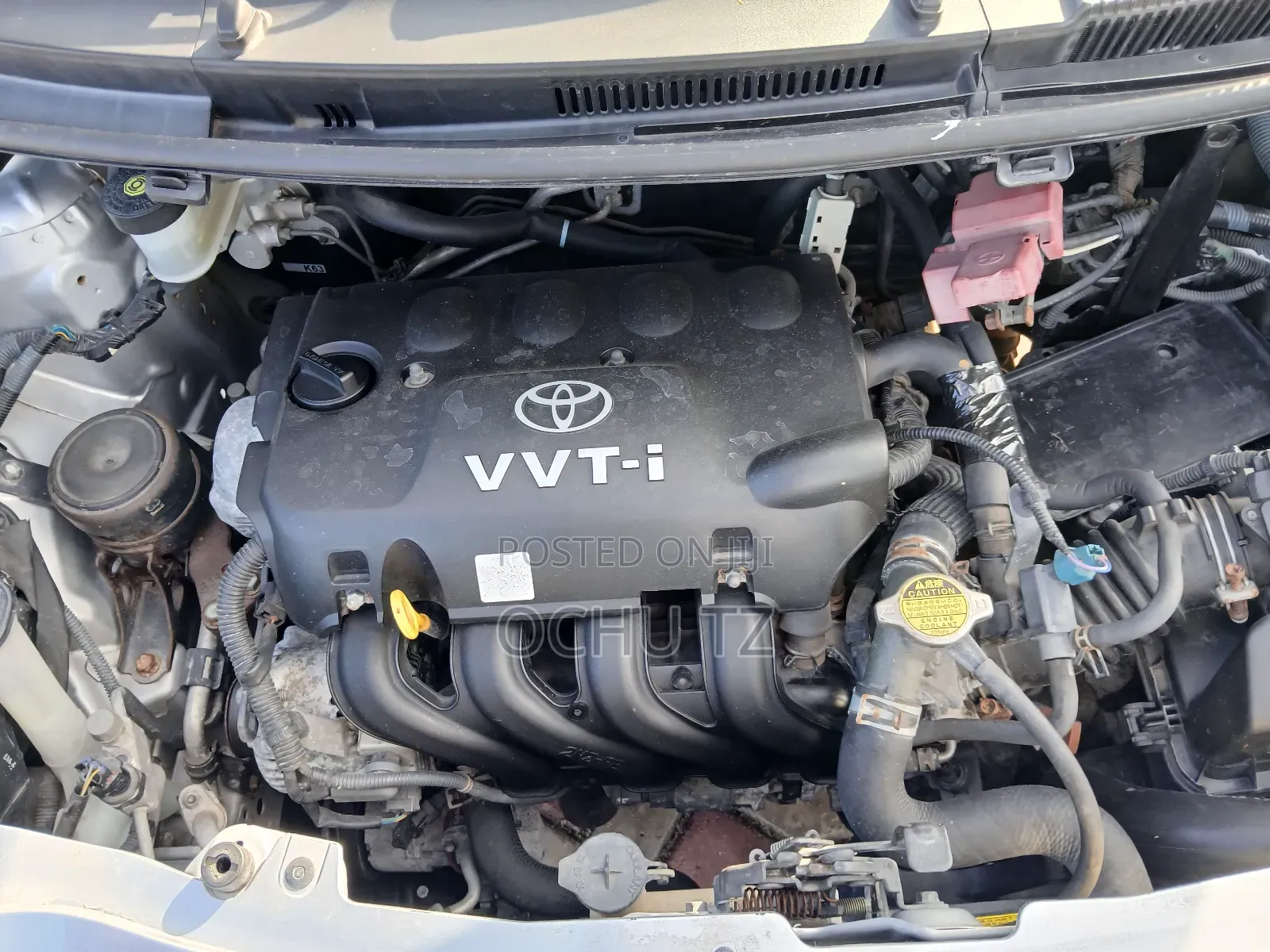 Toyota Vitz 2008 Silver