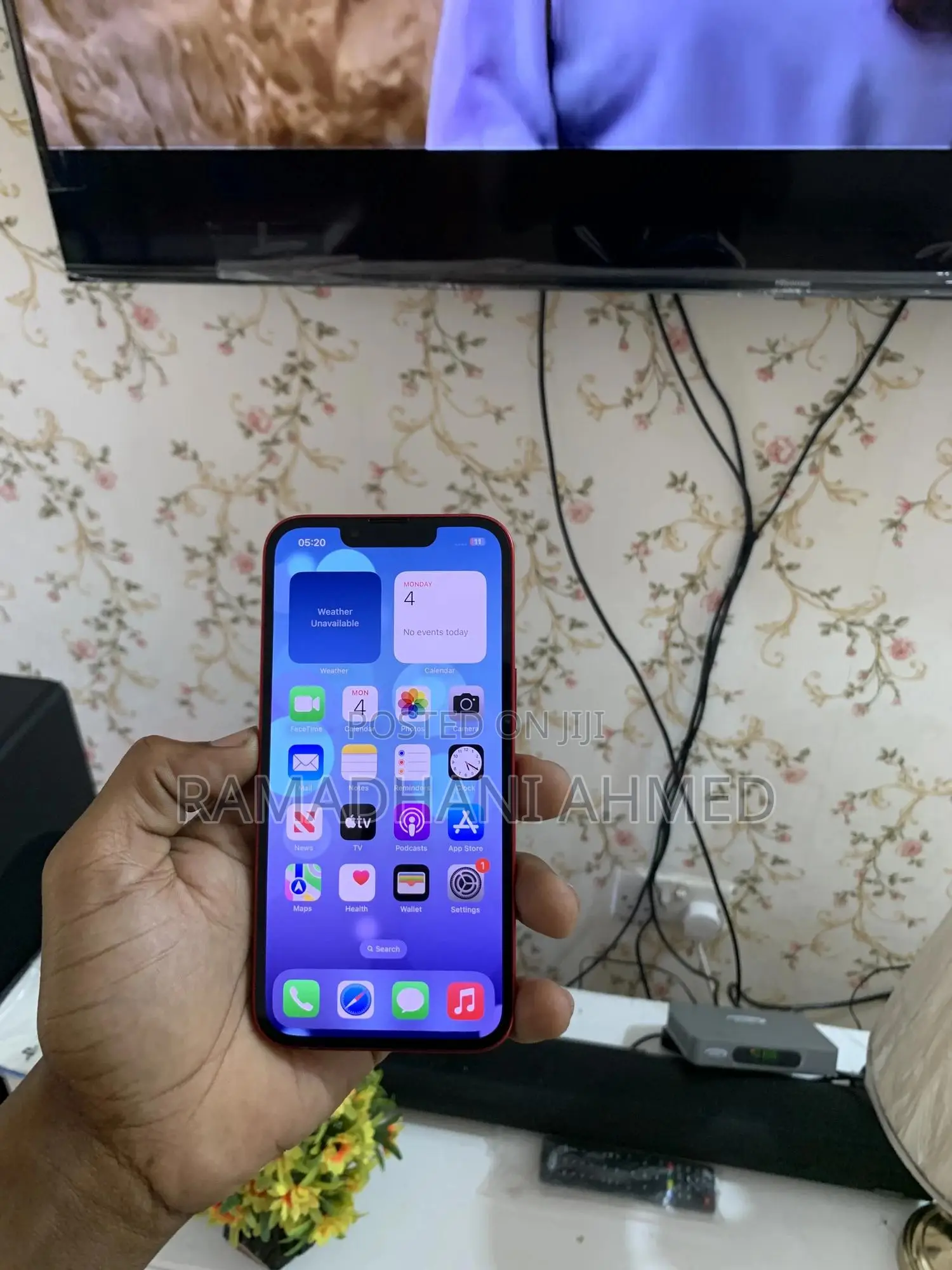 Apple iPhone 13 128 GB Red
