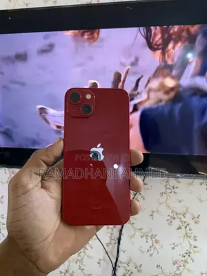 Apple iPhone 13 128 GB Red