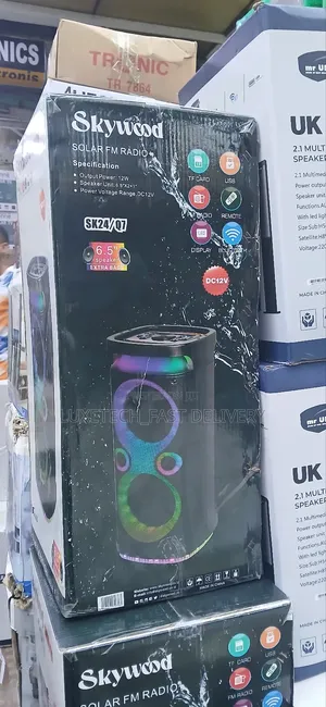Skywood Portable Speaker Q7 With Mic and LED Lights