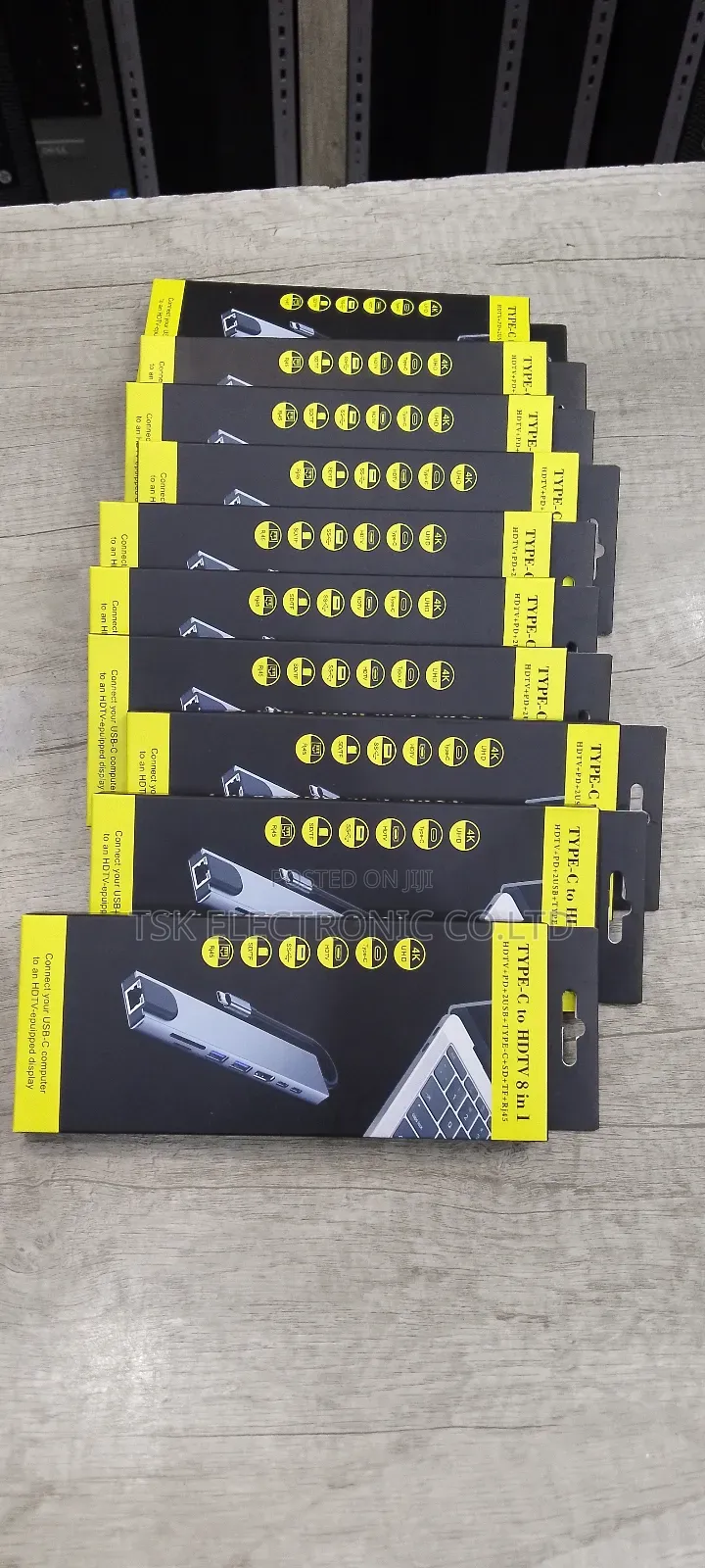 USB HUB (Type C to HDTV 8 in 1)