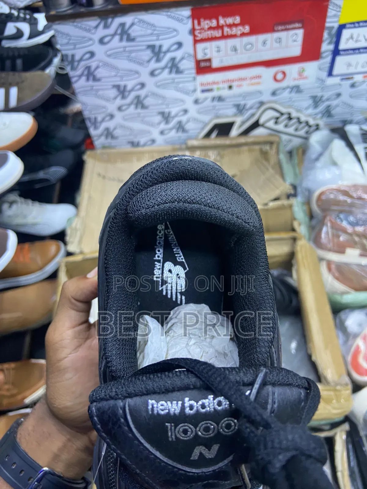 New Balance Black 1000
