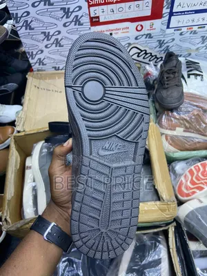 Nike Air Jordan 1 Low Travis Scott